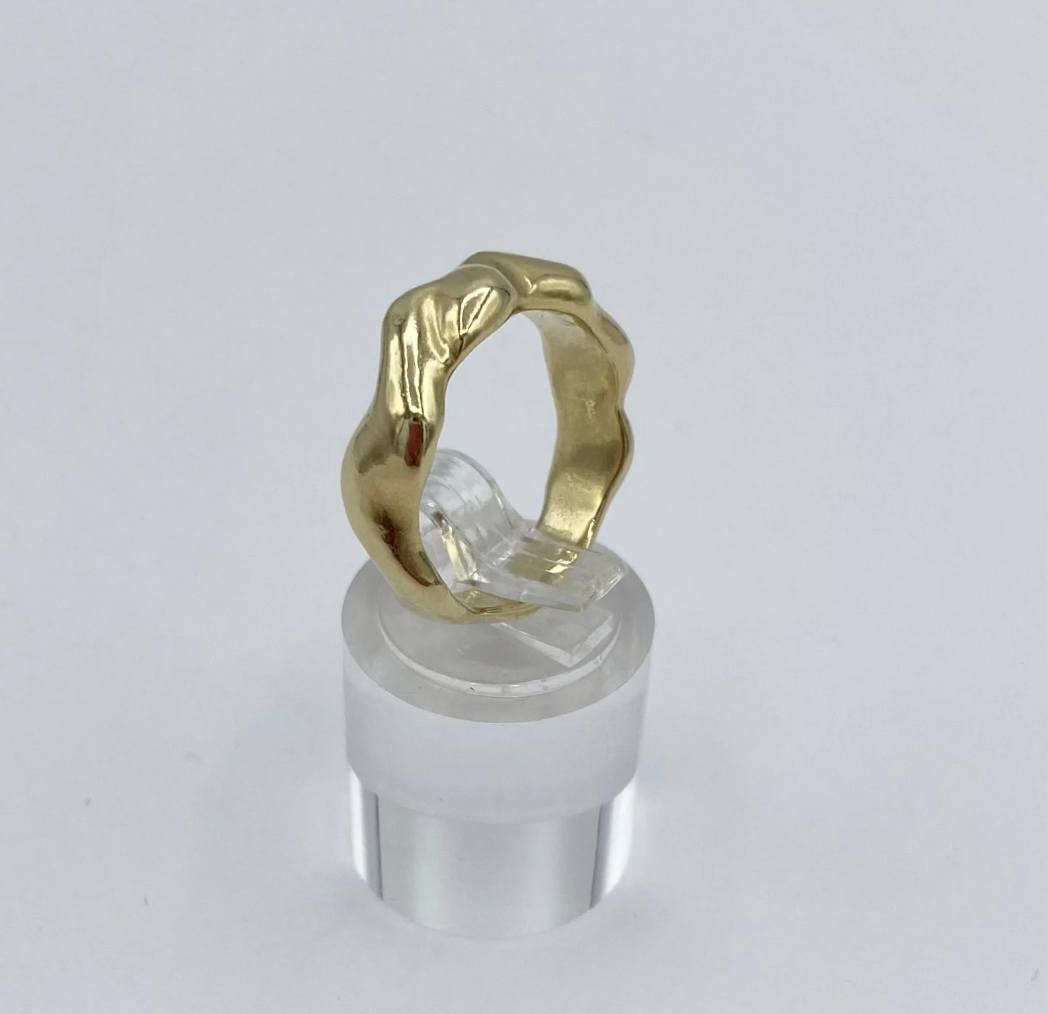 Wave ring
