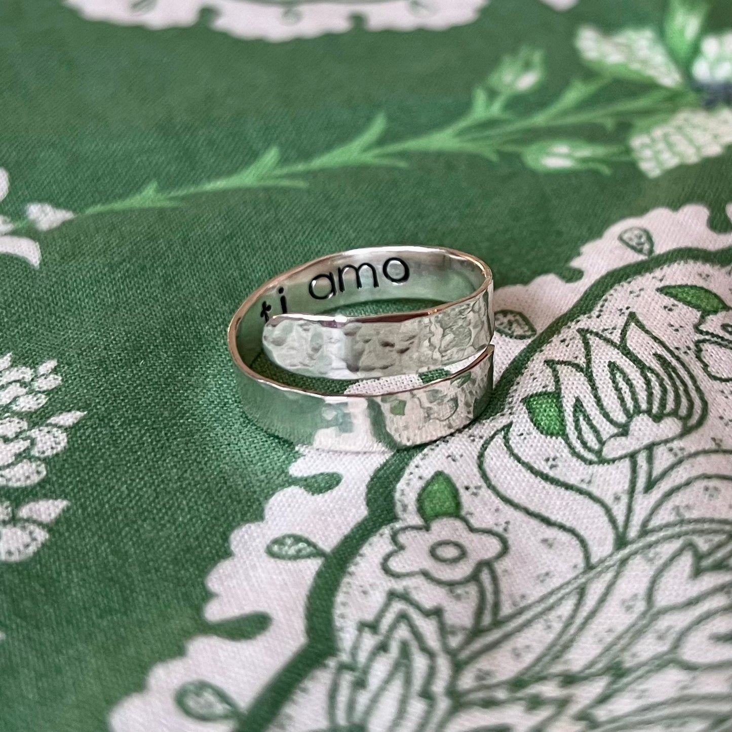Adjustable sterling silver ring with engraving