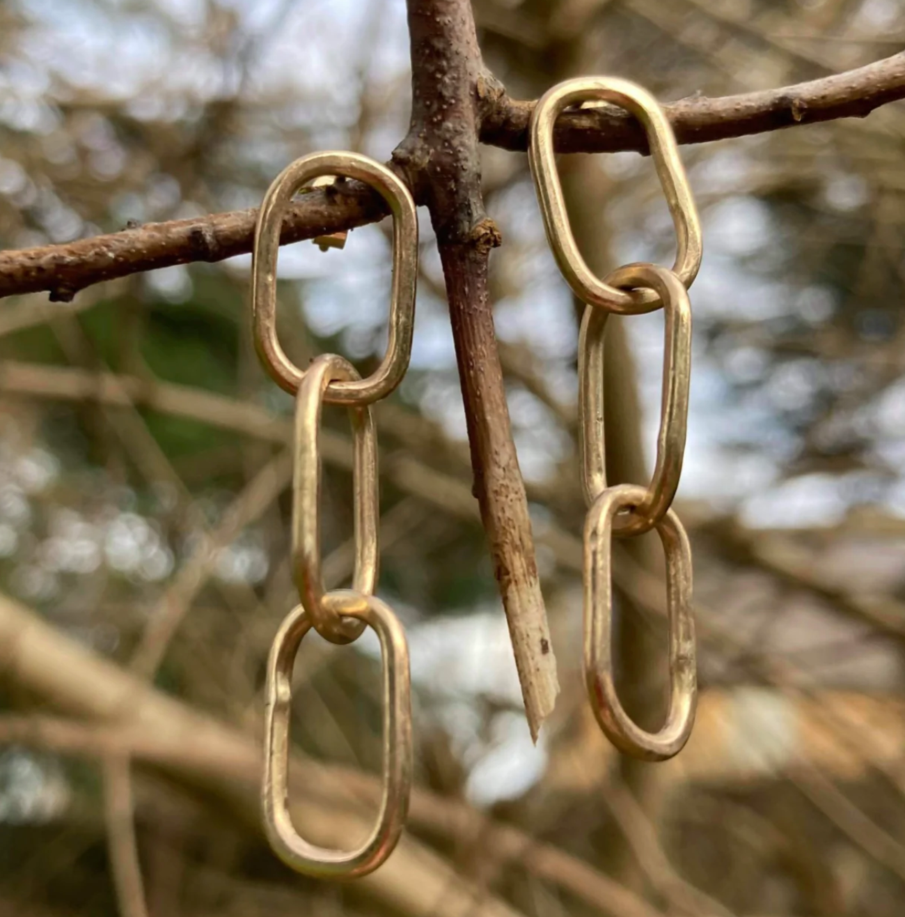 Solid 9ct gold chain earrings.